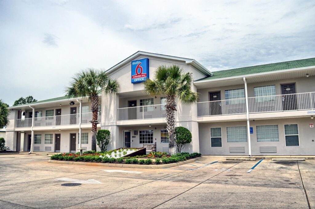 Studio 6 Pascagoula, MS