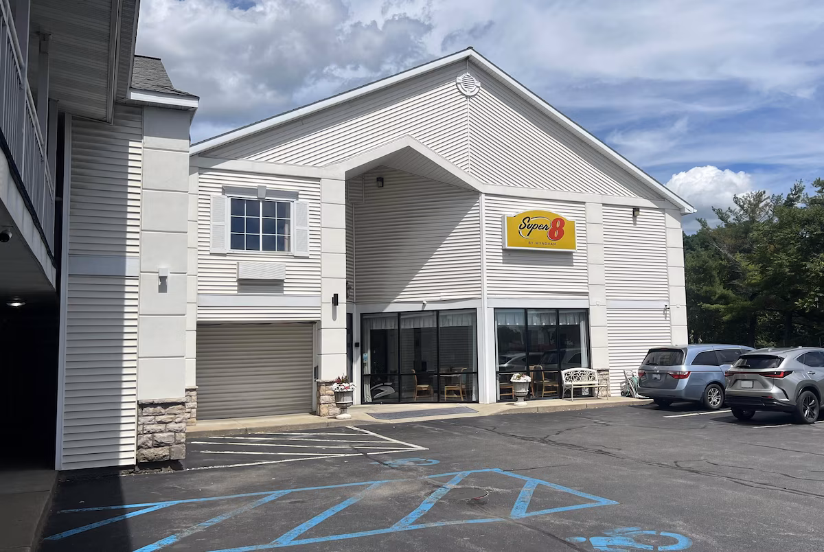 Super 8 by Wyndham Albany