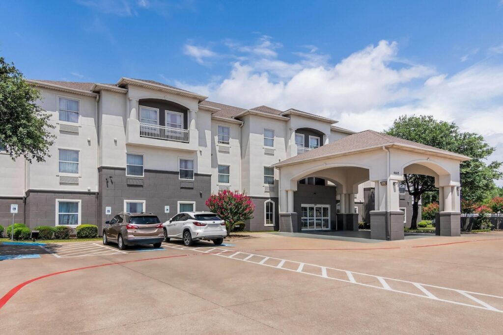 Super 8 by Wyndham Fort Worth Stockyards