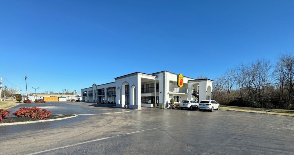 Super 8 by Wyndham Knoxville West/Farragut