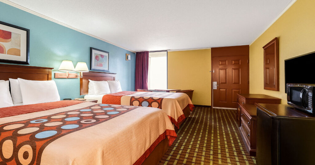 Super 8 by Wyndham Raleigh Downtown