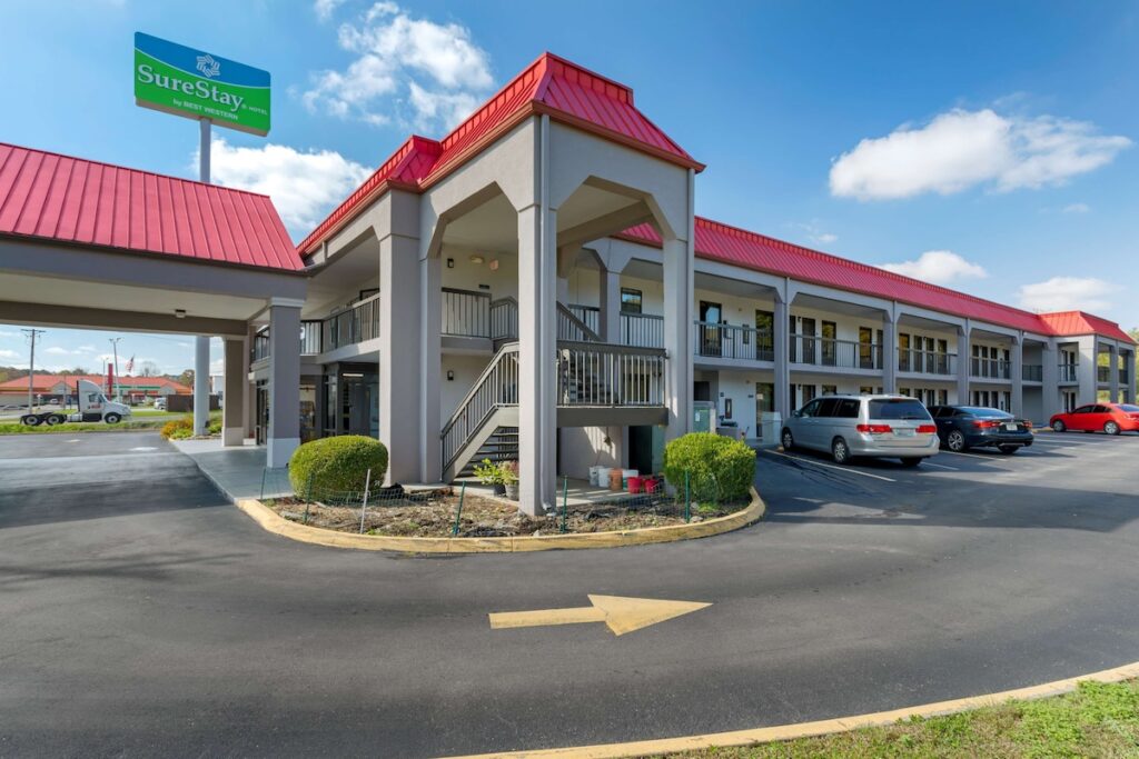 SureStay Hotel by Best Western Lenoir City