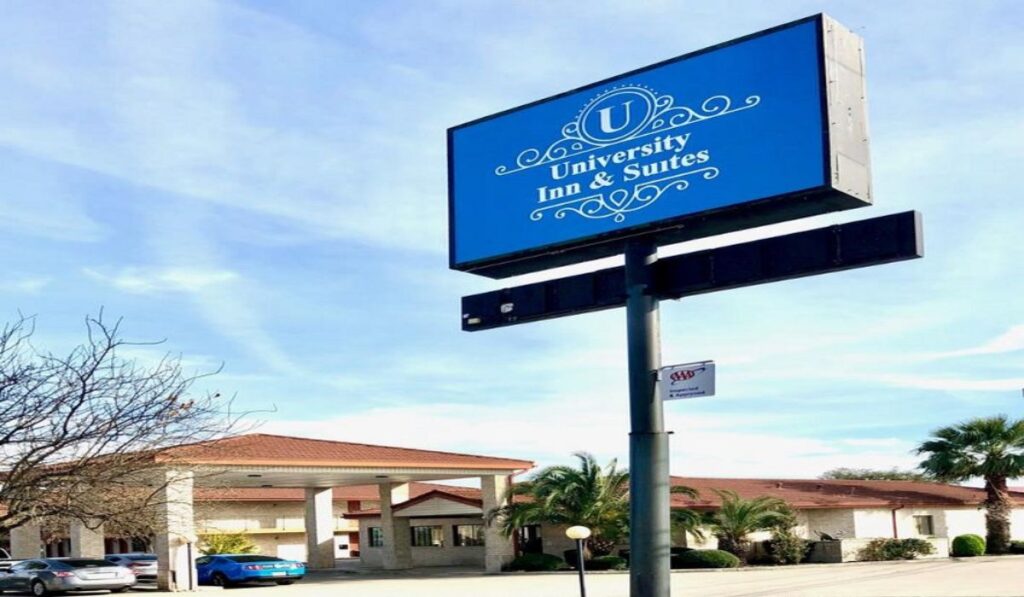 University Inn & Suites San Antonio