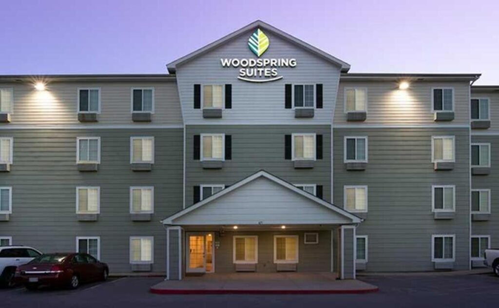 WoodSpring Suites Clarksville Ft Campbell