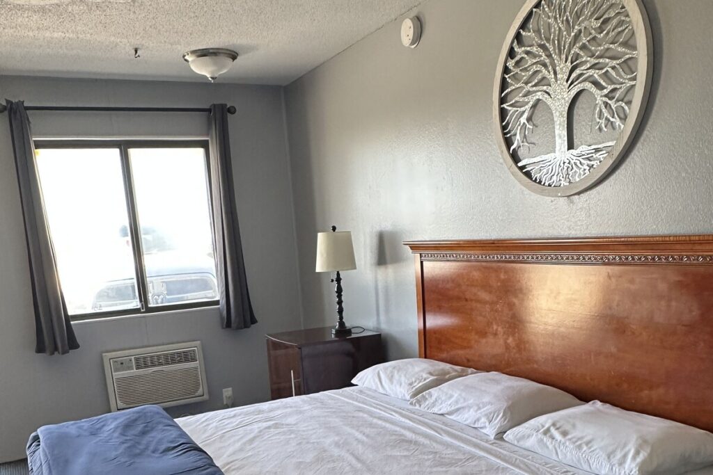 Paxton Inn Motel