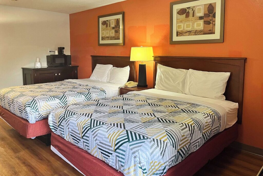 Studio 6 Suites Dayton, Oh - Englewood