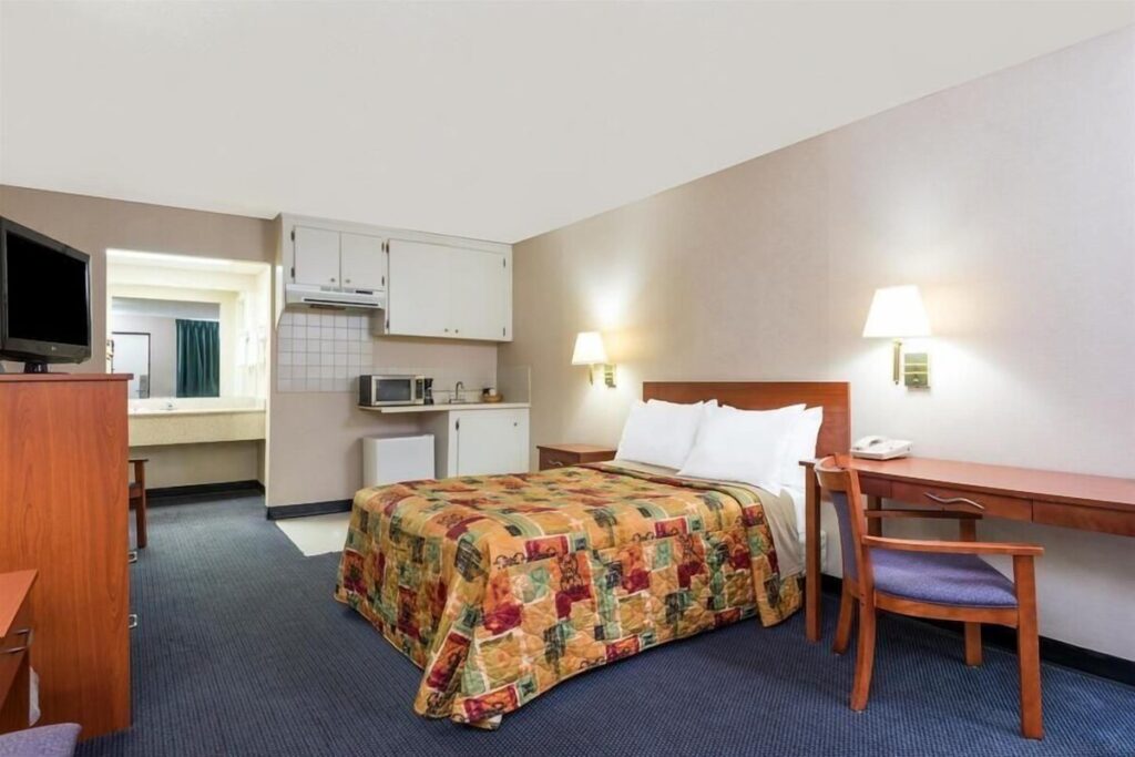Knights Inn Elizabethtown