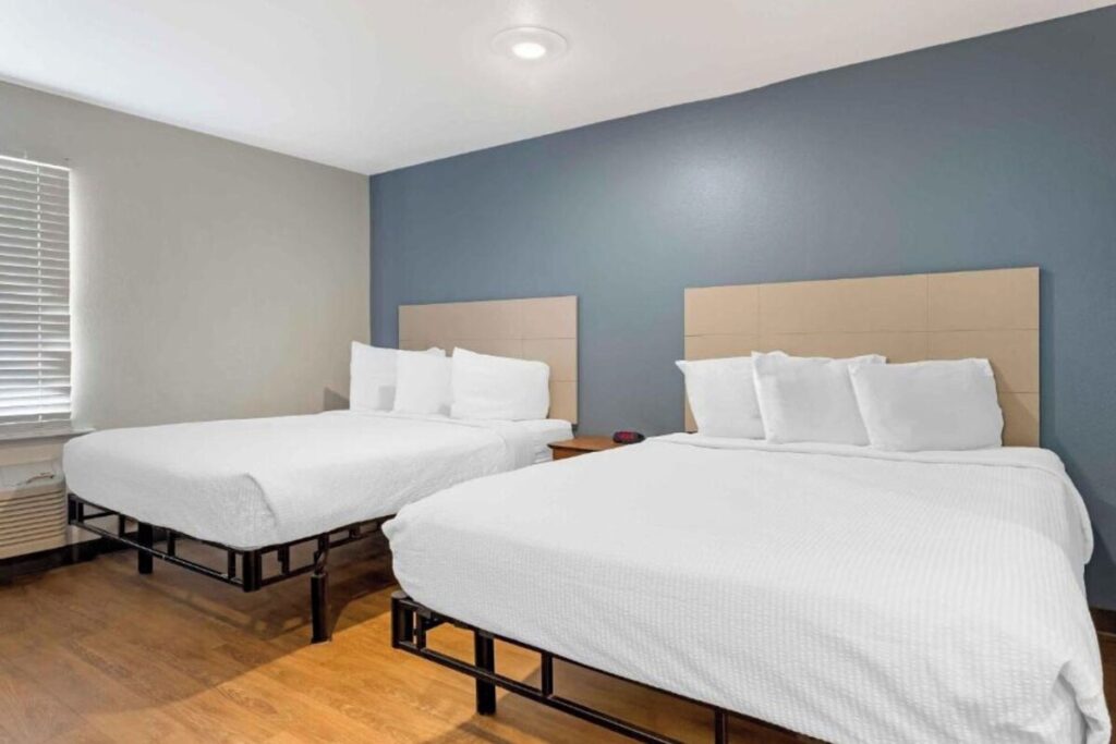 Motel 6 Suites Fort Myers FL