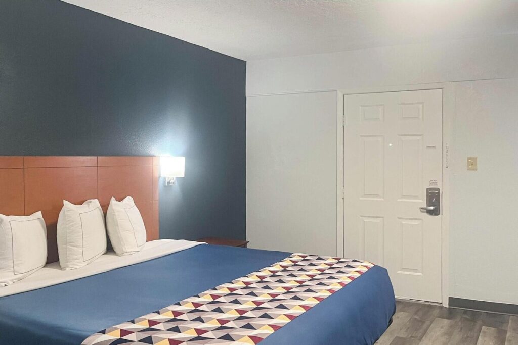 Studio 6 Suites Hot Springs, AR