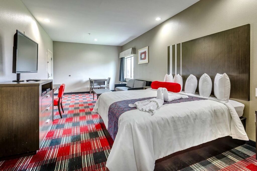 Humble Inn & Suites