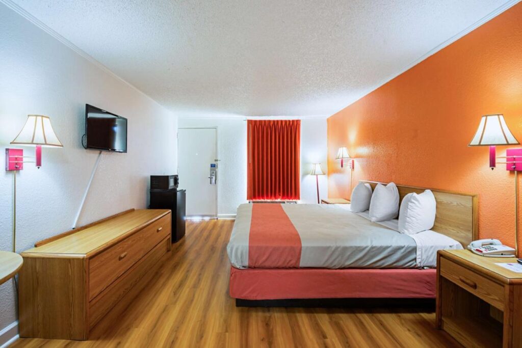 Motel 6 Perry, GA