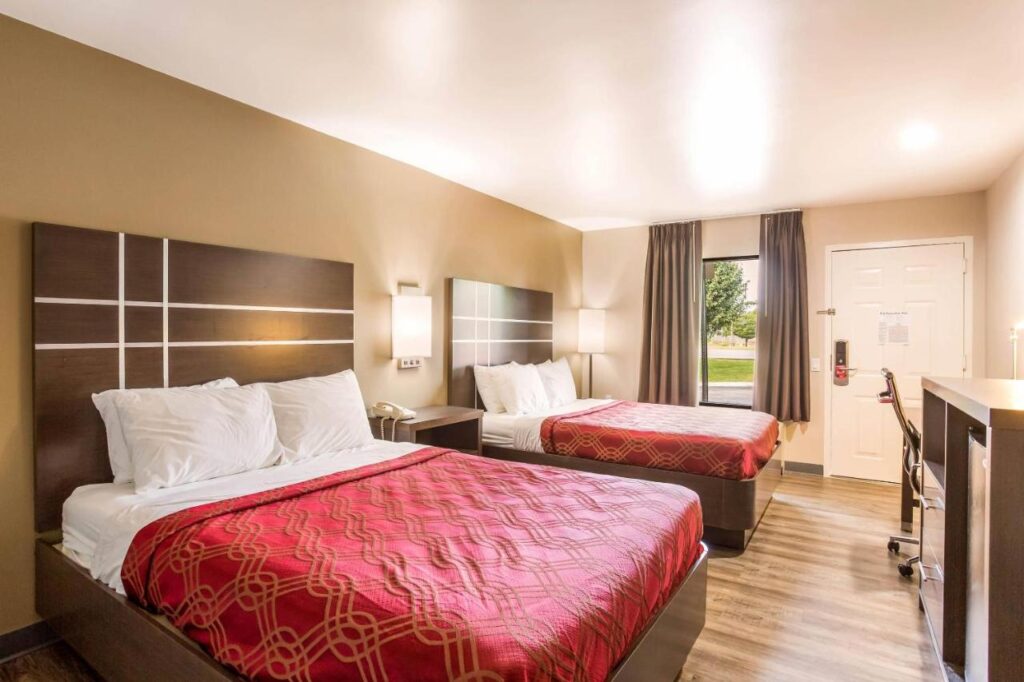 Econo Lodge Inn & Suites Murfreesboro Shopping District