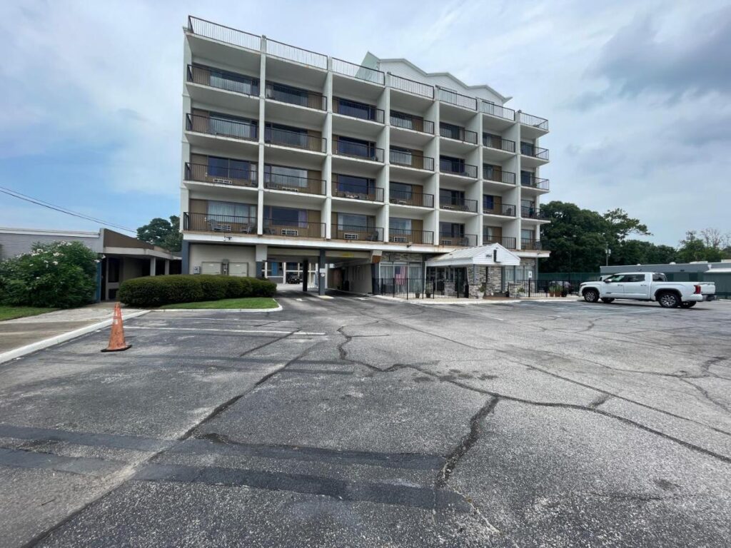 Motel 6 Norfolk, VA - East Little Creek