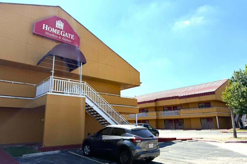 Homegate Studios & Suites San Antonio Medical Center