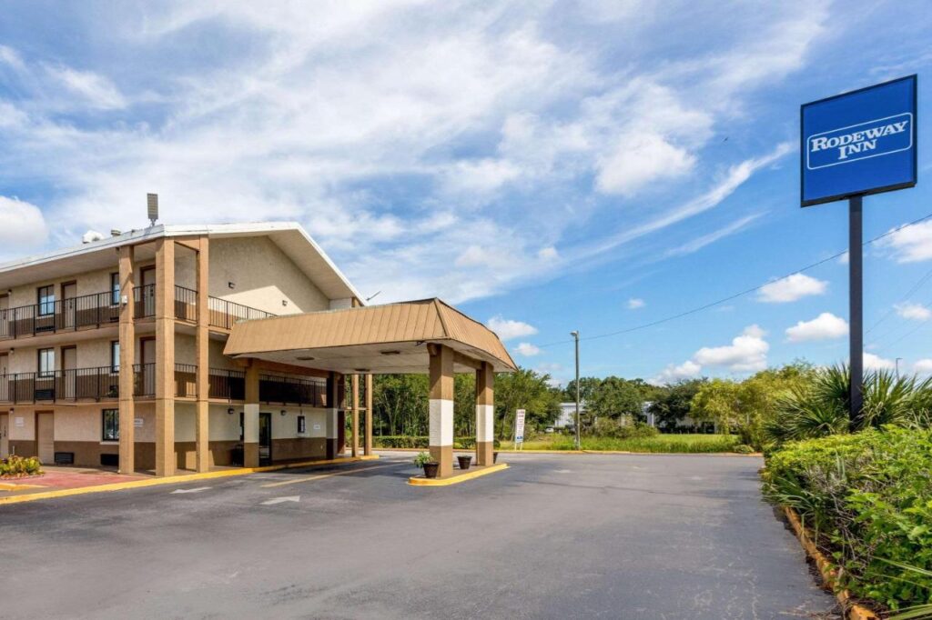 Tampa Inn Fairgrounds